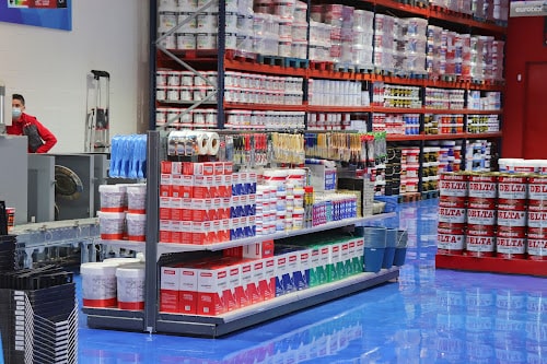 interior tienda el viso del alcor